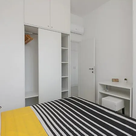 Appartement Dolce - Two Bedroom With Balcony And Sea View *